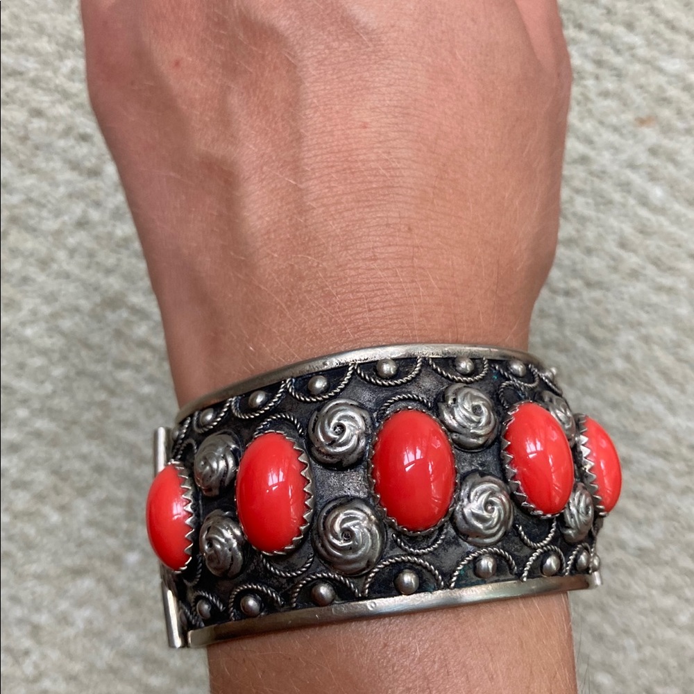 Mixed metal bracelet with orange cabachons
